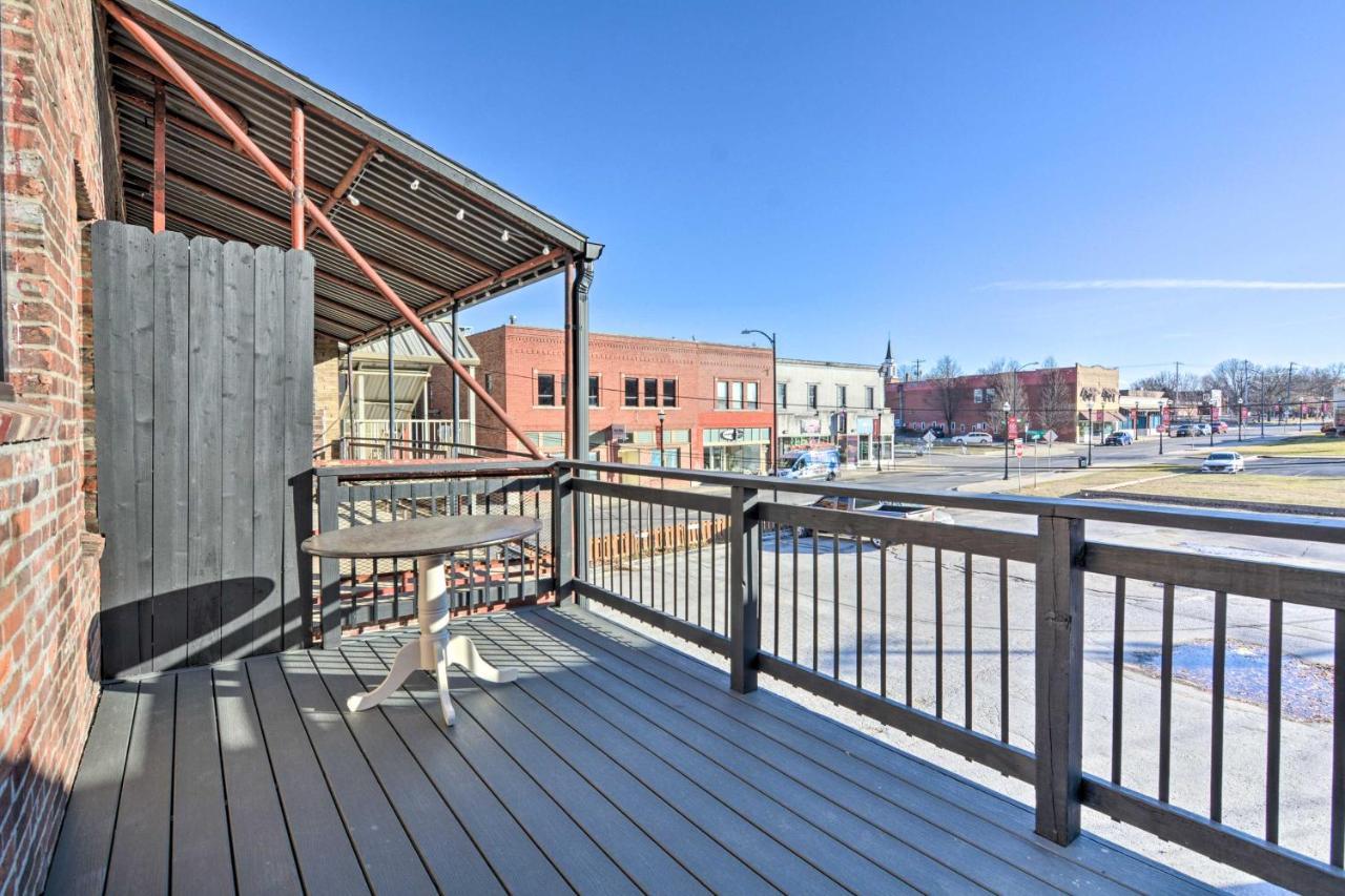 Upscale Loft In The Heart Of Dtwn Springfield Apartment Exterior photo