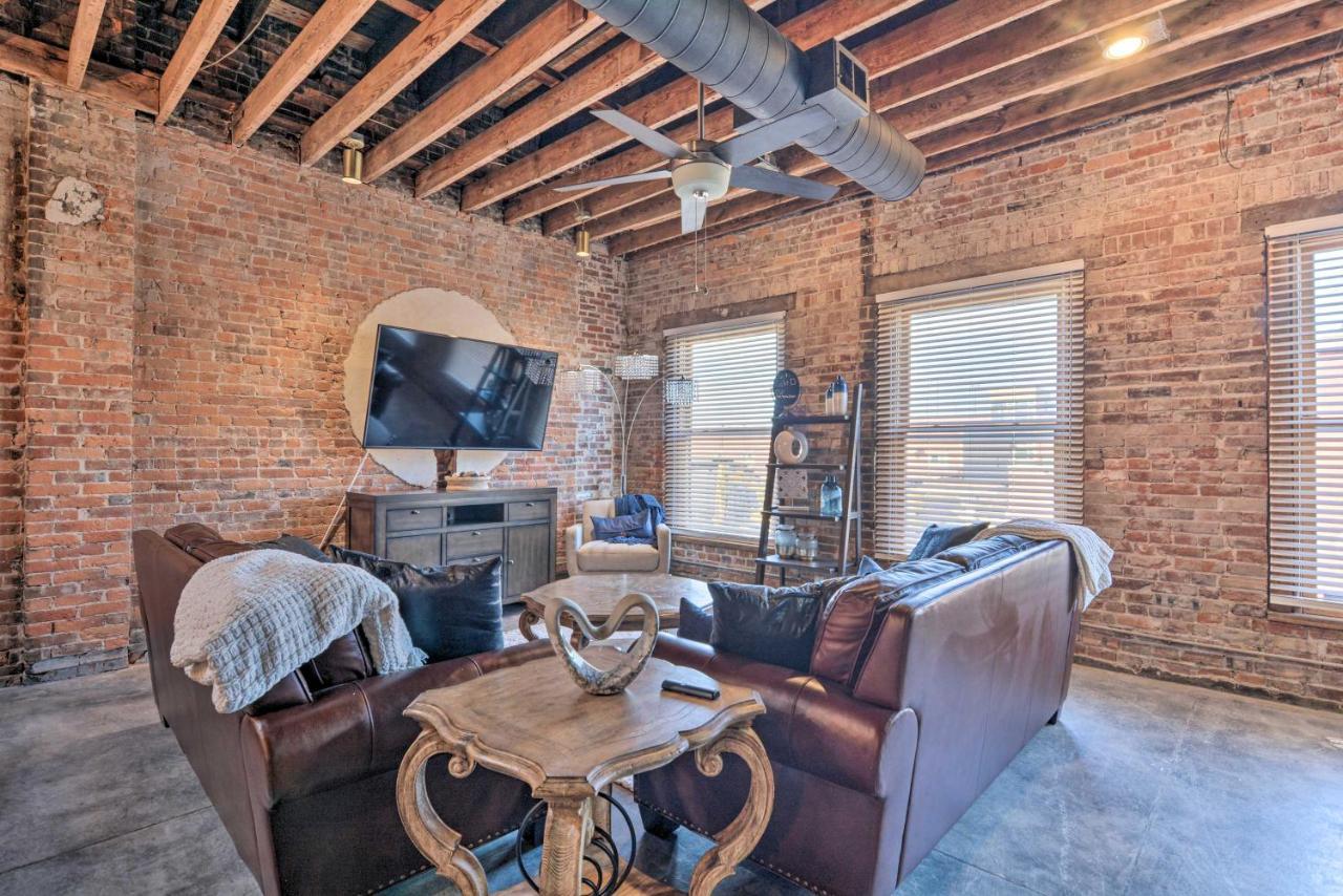 Upscale Loft In The Heart Of Dtwn Springfield Apartment Exterior photo